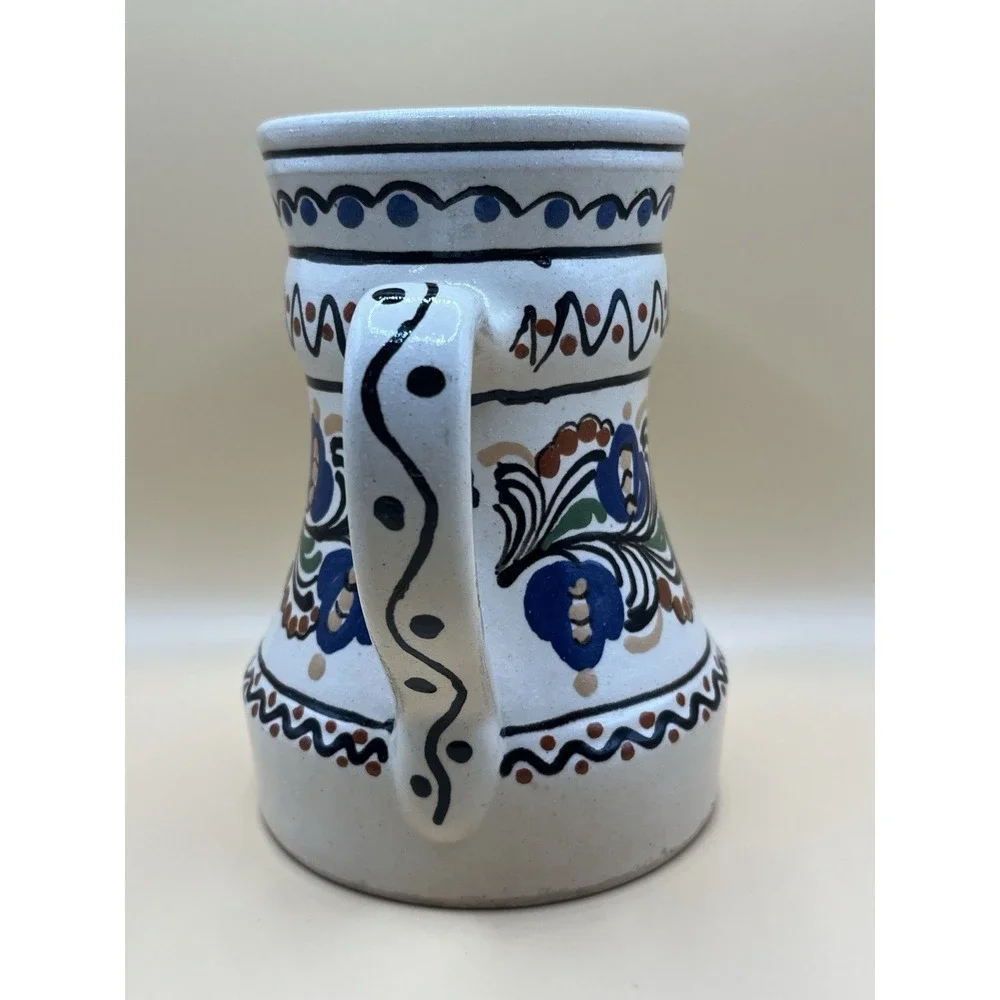 Veres Lajos Mezotur Hungarian Handcrafted/Handpainted Vase‎ w/ Handle - 5.75